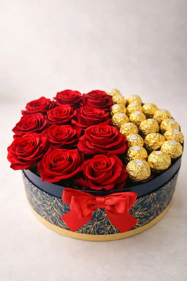 Regalo con rosas eternas y chocolates